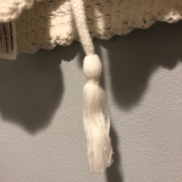 Hollister Crochet top - Picture 6 of 7